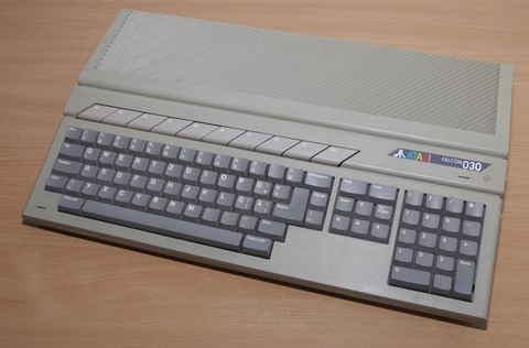 Falcon 030