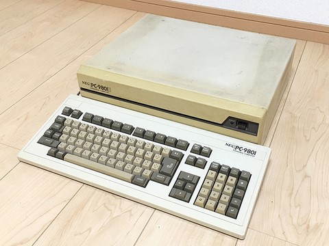 PC 9801 E